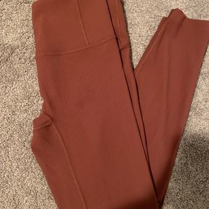 HALARA casual/workout ribbed leggings